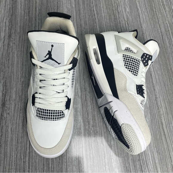 Jordan 4 Military Black-Men’s Sneakers White and Black - Picture 3 of 9